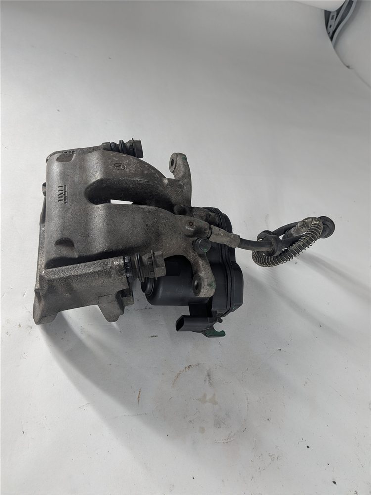 Thumbnail 4: 2012-2018 MERCEDES GLE300D GLE350 ML250 ML350 (W166) LEFT REAR BRAKE CALIPER