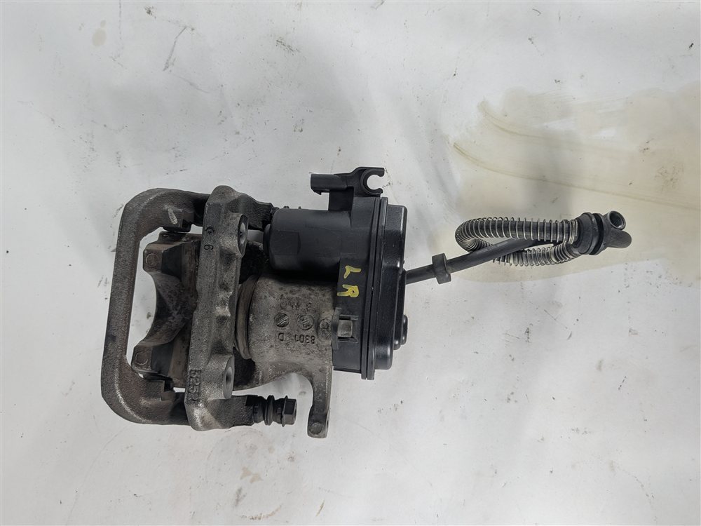 Thumbnail 7: 2012-2018 MERCEDES GLE300D GLE350 ML250 ML350 (W166) LEFT REAR BRAKE CALIPER
