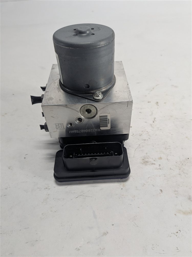 Thumbnail 6: 14-15 MERCEDES GL350 GL450 GL550 ML350 ML550 (W166 X166) ABS BRAKE PUMP MODULE