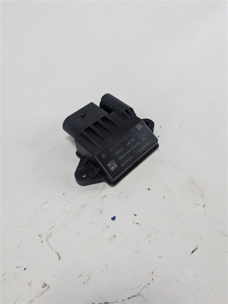 14-17 MB GL350 GLS350D ML350 W166 X166 3.0L OM642 DIESEL GLOW PLUG RELAY MODULE