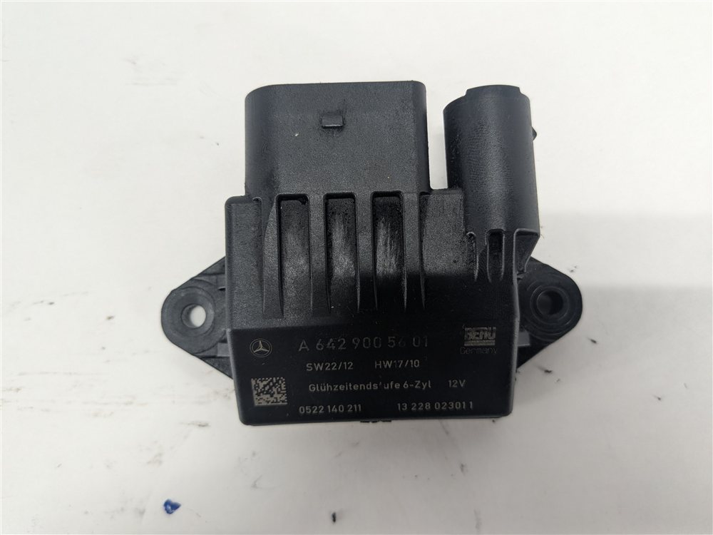 Thumbnail 3: 14-17 MB GL350 GLS350D ML350 W166 X166 3.0L OM642 DIESEL GLOW PLUG RELAY MODULE