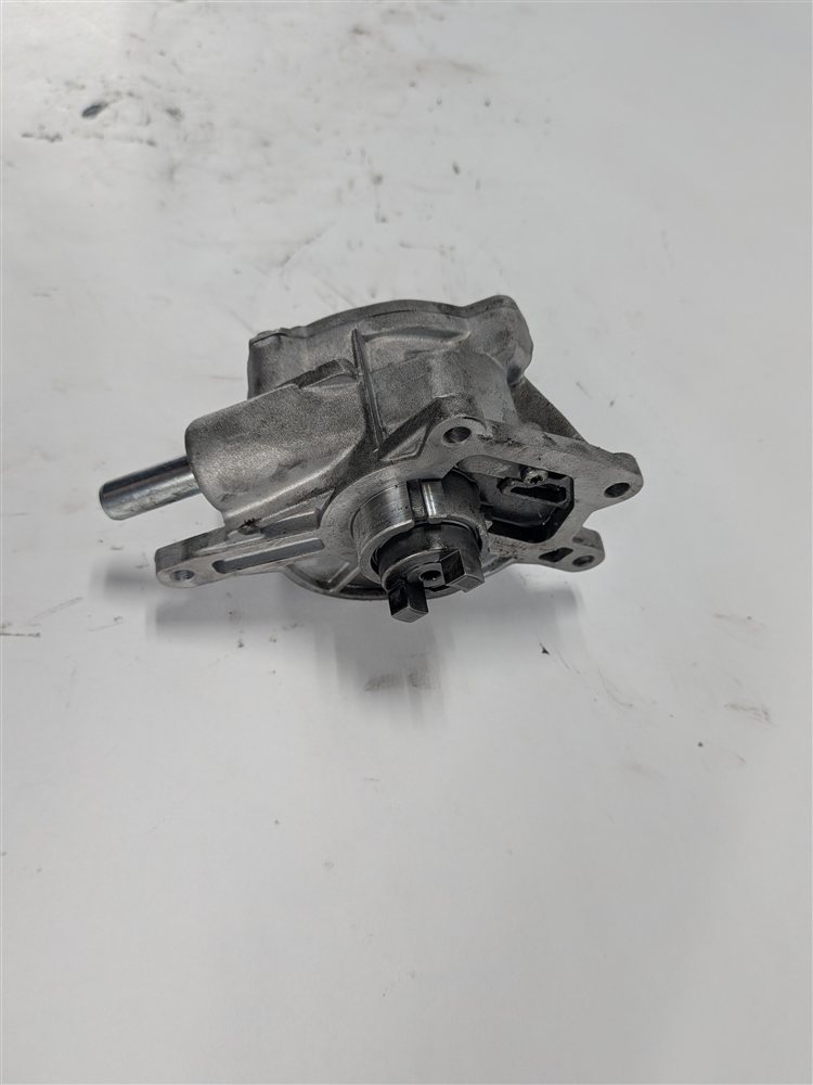 Thumbnail 4: 2012-2017 MERCEDES GL350 GLE350D GLS350D ML350 (W166 X166) DIESEL VACUUM PUMP