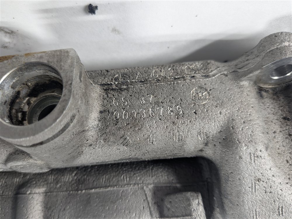 Thumbnail 9: 12-15 MERCEDES GL350 ML350 S350 (W166 X166 W221) DIESEL LEFT INTAKE MANIFOLD