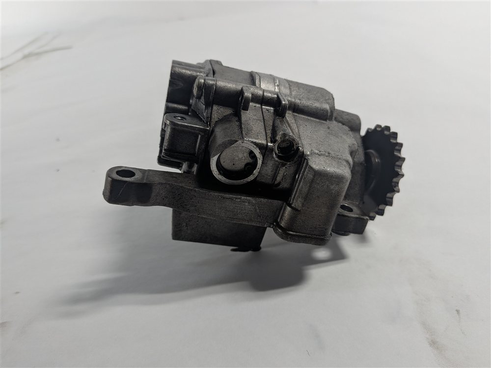 Thumbnail 2: 13-15 MERCEDES ML350 W166 3.0L OM642 DIESEL ENGINE OIL FLUID LUBRICATION PUMP