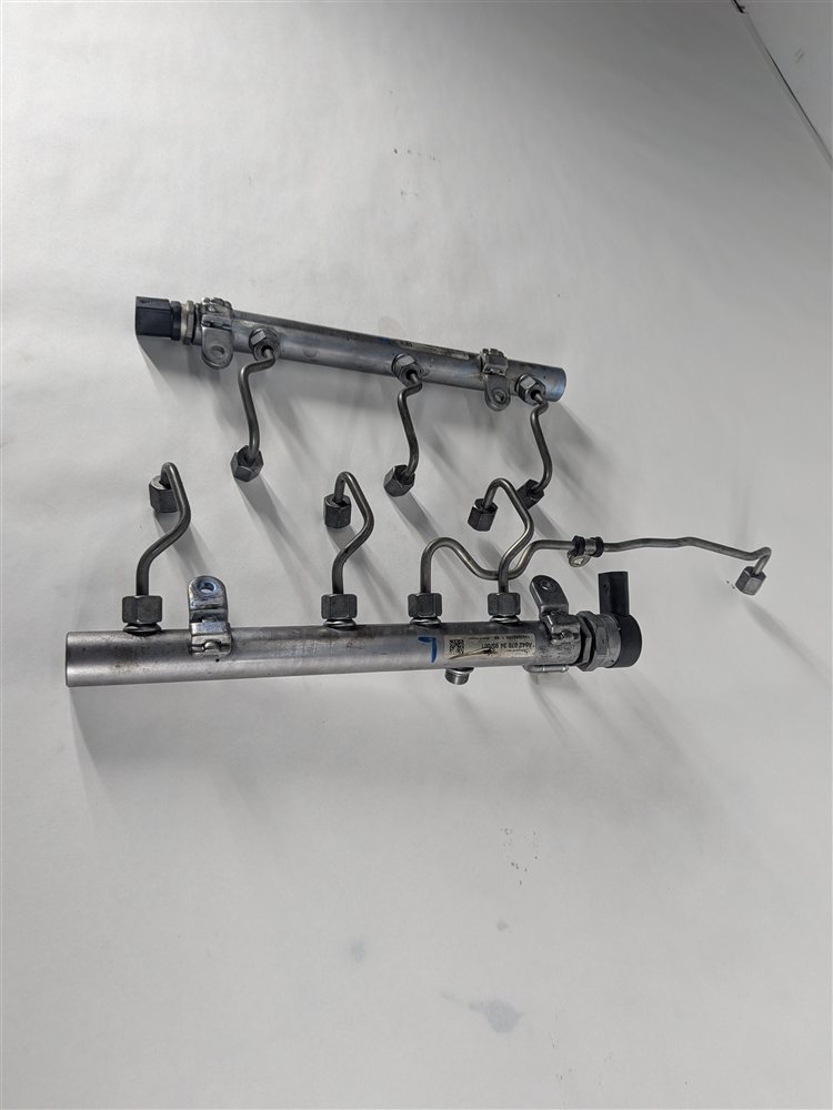 Thumbnail 4: 13-15 MERCEDES ML350 W166 3.0L OM642 DIESEL FUEL RAIL LEFT/RIGHT w/LINES SENSOR