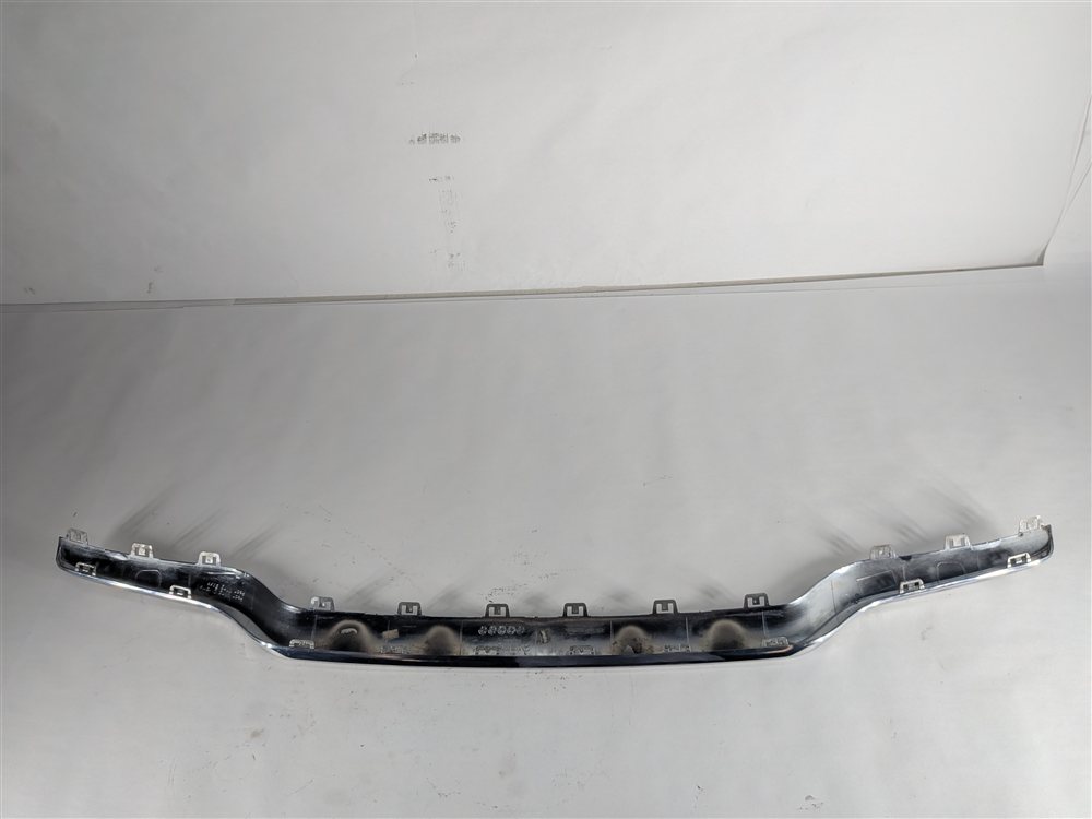 Thumbnail 7: 2014 MERCEDES ML350 W166 3.0L 642.826 ENGINE REAR LOWER BUMPER CHROME MOLDING