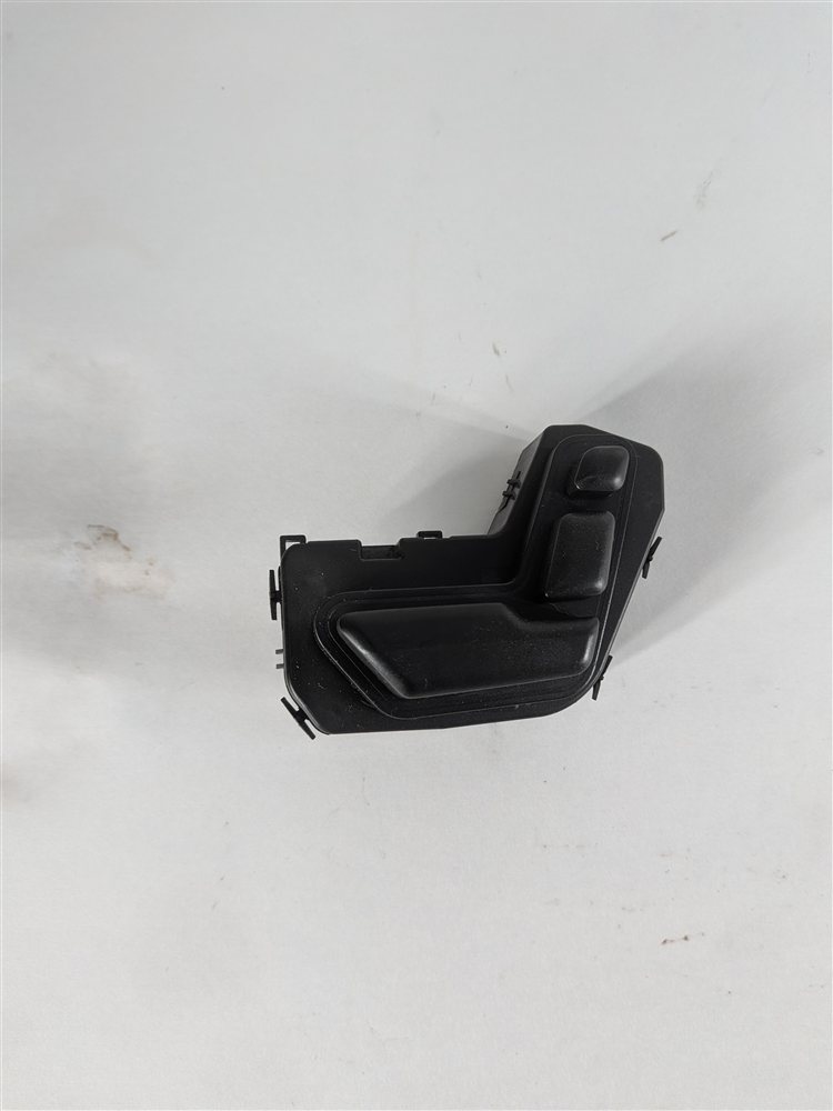Thumbnail 3: 2014 MERCEDES ML350 (W166) FRONT RIGHT PASSENGER SEAT POSITION ADJUST SWITCH