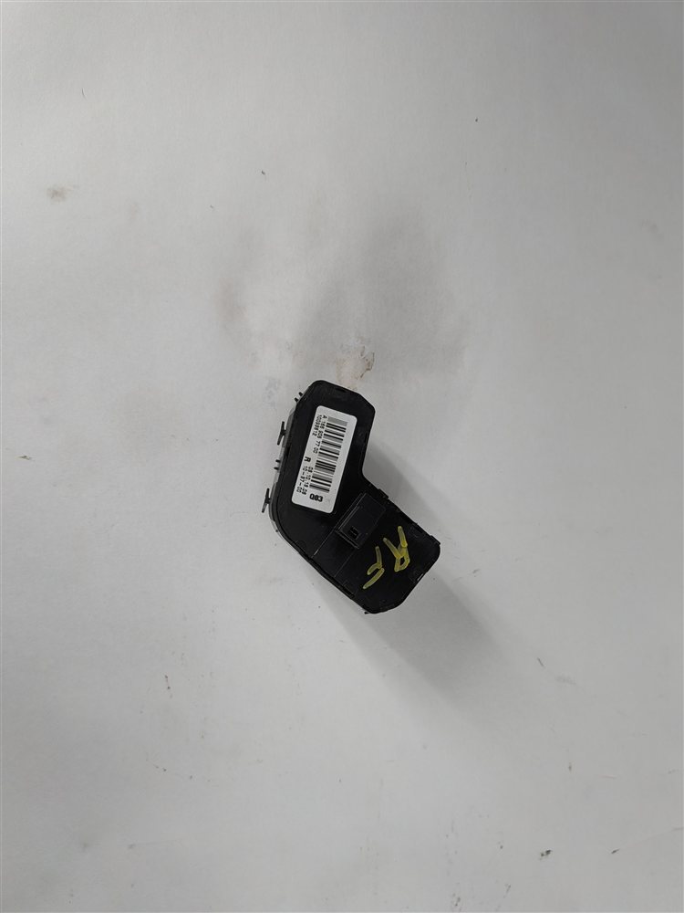 Thumbnail 7: 2014 MERCEDES ML350 (W166) FRONT RIGHT PASSENGER SEAT POSITION ADJUST SWITCH