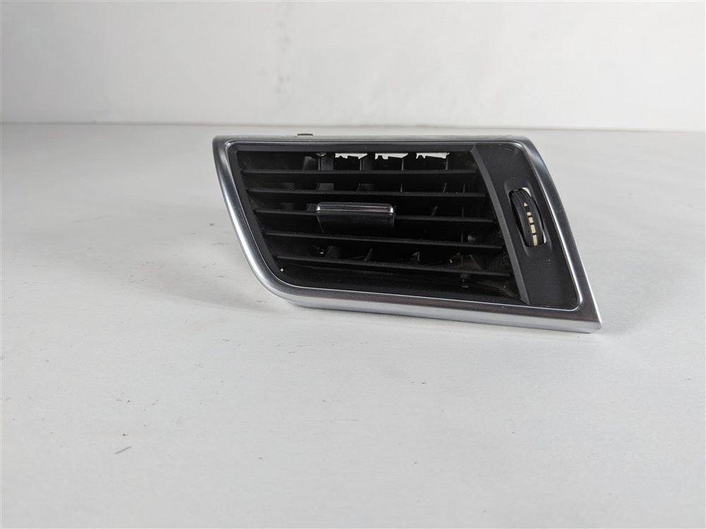 Thumbnail 2: 2014 MERCEDES ML350 (W166) FRONT LEFT DRIVER DASH HEAT AIR AC HVAC VENT (Black)