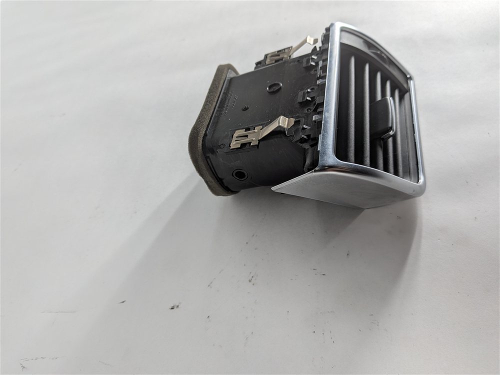 Thumbnail 5: 2014 MERCEDES ML350 (W166) FRONT LEFT DRIVER DASH HEAT AIR AC HVAC VENT (Black)