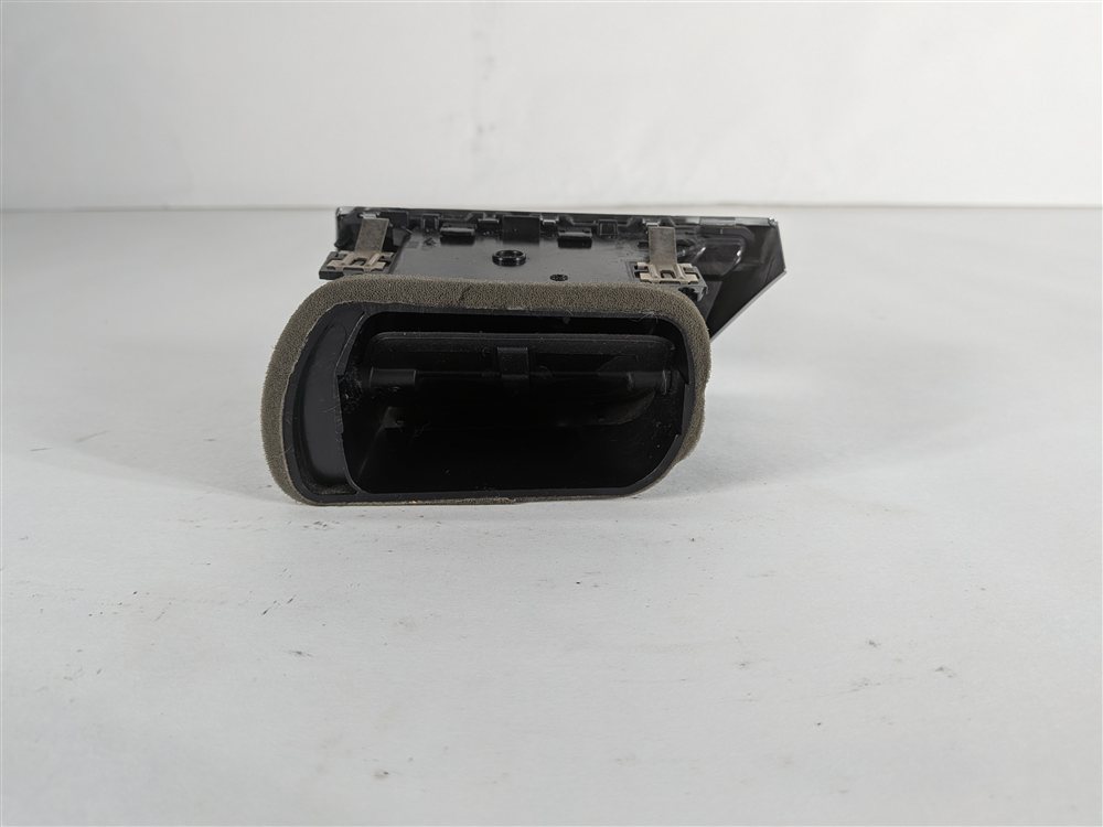 Thumbnail 6: 2014 MERCEDES ML350 (W166) FRONT LEFT DRIVER DASH HEAT AIR AC HVAC VENT (Black)