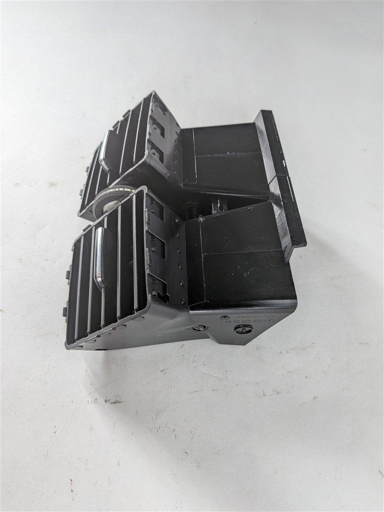 Thumbnail 4: 2014 MERCEDES ML350 (W166) REAR CENTER CONSOLE HEAT AIR AC VENT GRILLE (Black)