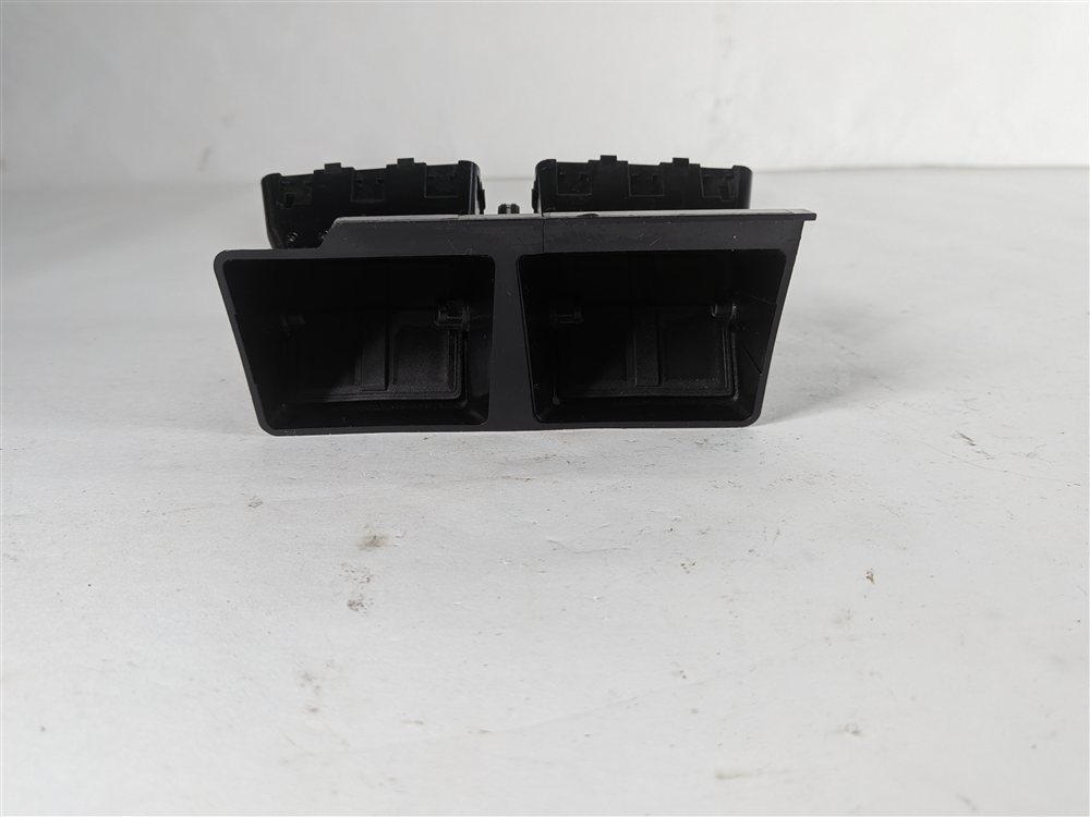 Thumbnail 6: 2014 MERCEDES ML350 (W166) REAR CENTER CONSOLE HEAT AIR AC VENT GRILLE (Black)