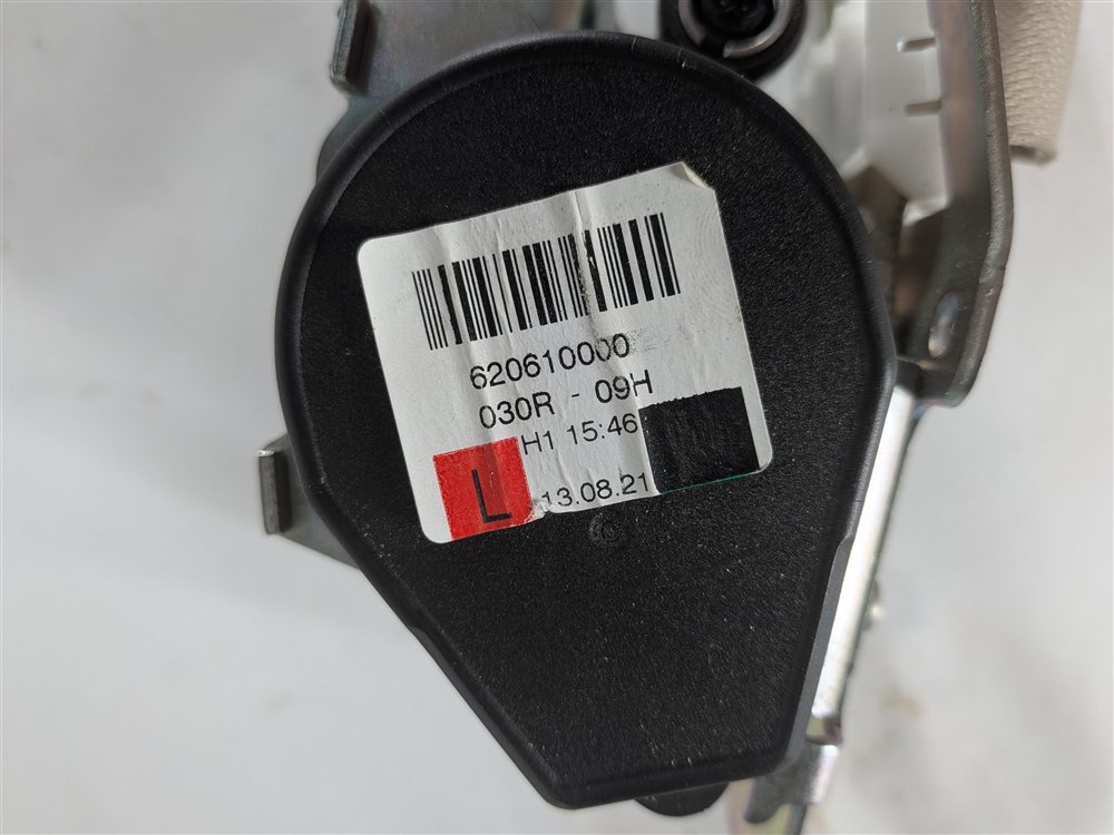 Thumbnail 10: 14 MERCEDES ML350 W166 3.0L 642.826 ENGINE REAR LEFT SEATBELT RETRACTOR (Beitge)