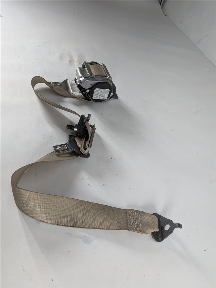 Thumbnail 4: 14 MERCEDES ML350 W166 3.0L 642.826 ENGINE REAR LEFT SEATBELT RETRACTOR (Beitge)
