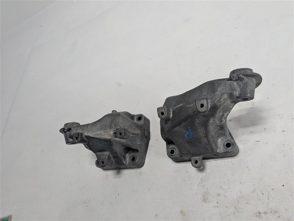 Thumbnail 3: 2014 MERCEDES ML350 W166 3.0L OM642 DIESEL ENGINE LEFT/RIGHT MOUNT BRACKET SET/2