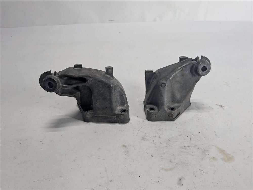 Thumbnail 7: 2014 MERCEDES ML350 W166 3.0L OM642 DIESEL ENGINE LEFT/RIGHT MOUNT BRACKET SET/2