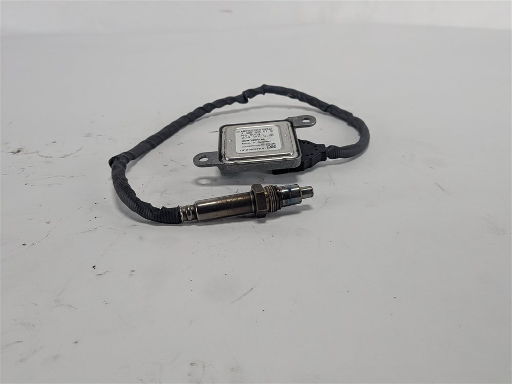 Thumbnail 2: 2014 MERCEDES ML350 W166 3.0L 642.826 ENGINE NOX NITROGEN OXIDE SENSOR MODULE