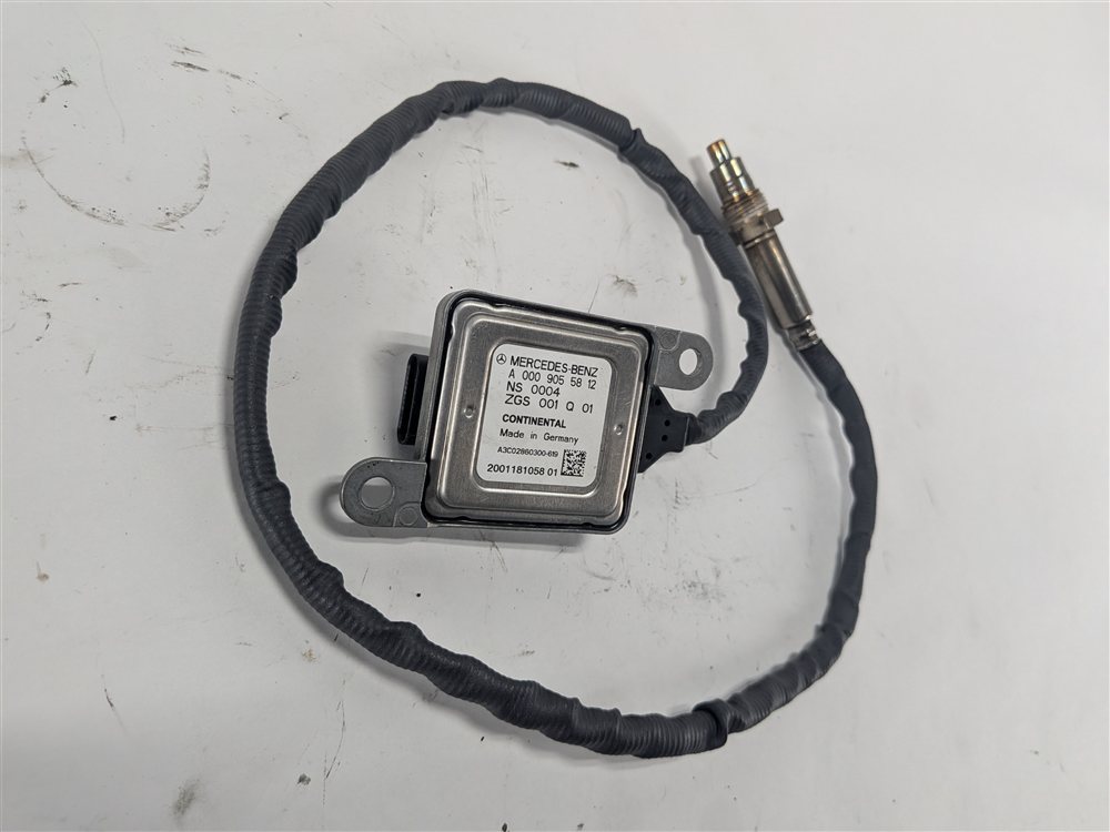 Thumbnail 5: 2014 MERCEDES ML350 W166 3.0L 642.826 ENGINE NOX NITROGEN OXIDE O2 SENSOR MODULE