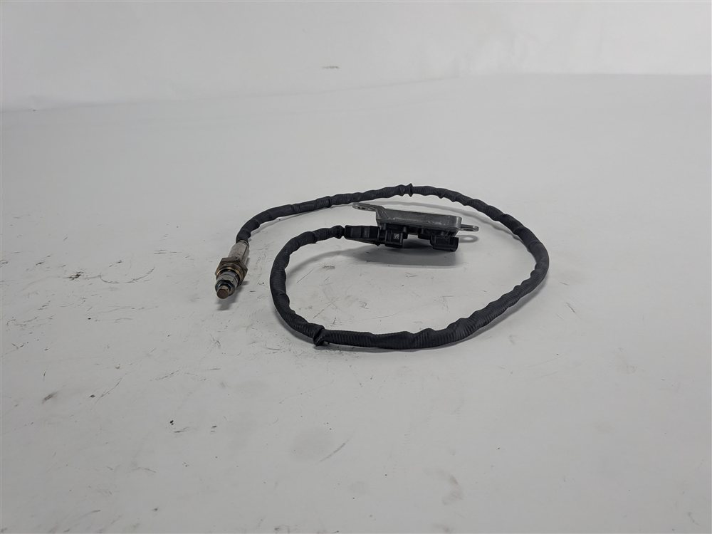 Thumbnail 6: 2014 MERCEDES ML350 W166 3.0L 642.826 ENGINE NOX NITROGEN OXIDE O2 SENSOR MODULE