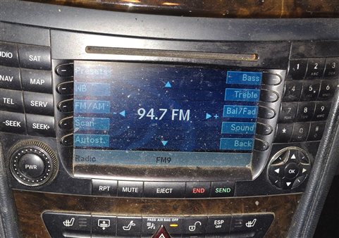 Thumbnail 2: 06-08 MERCEDES E350 E550 CLS500 CLS550 W211 W219 COMMAND NAVIGATION GPS RADIO CD