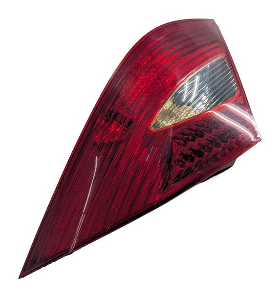 06-08 MERCEDES CLS55 CLS63 CLS500 CLS550 (W219) RIGHT REAR TAILLIGHT BRAKE LIGHT
