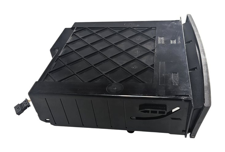 Thumbnail 3: 2008 MERCEDES CLS550 (W219) CENTER CONSOLE SEAT HEAT ESP OFF HAZARD SWITCH PANEL
