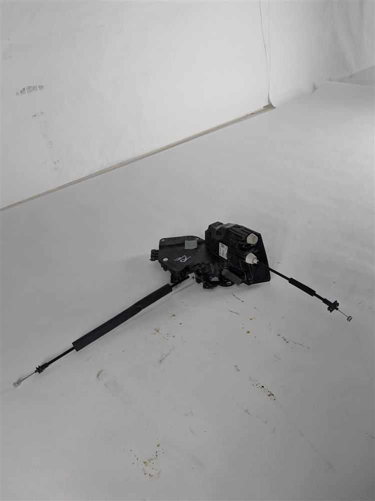 13-22 DISCOVERY RANGE ROVER SPORT (L405 L462 L494 L550) FRONT RIGHT DOOR LATCH