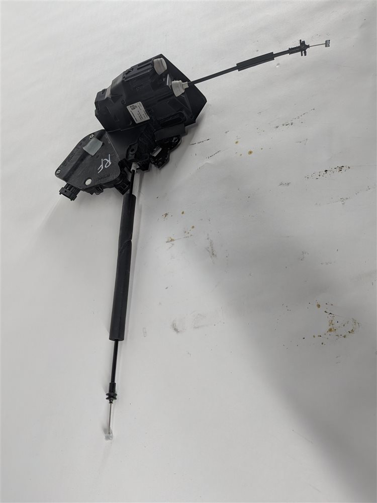 Thumbnail 4: 13-22 DISCOVERY RANGE ROVER SPORT (L405 L462 L494 L550) FRONT RIGHT DOOR LATCH
