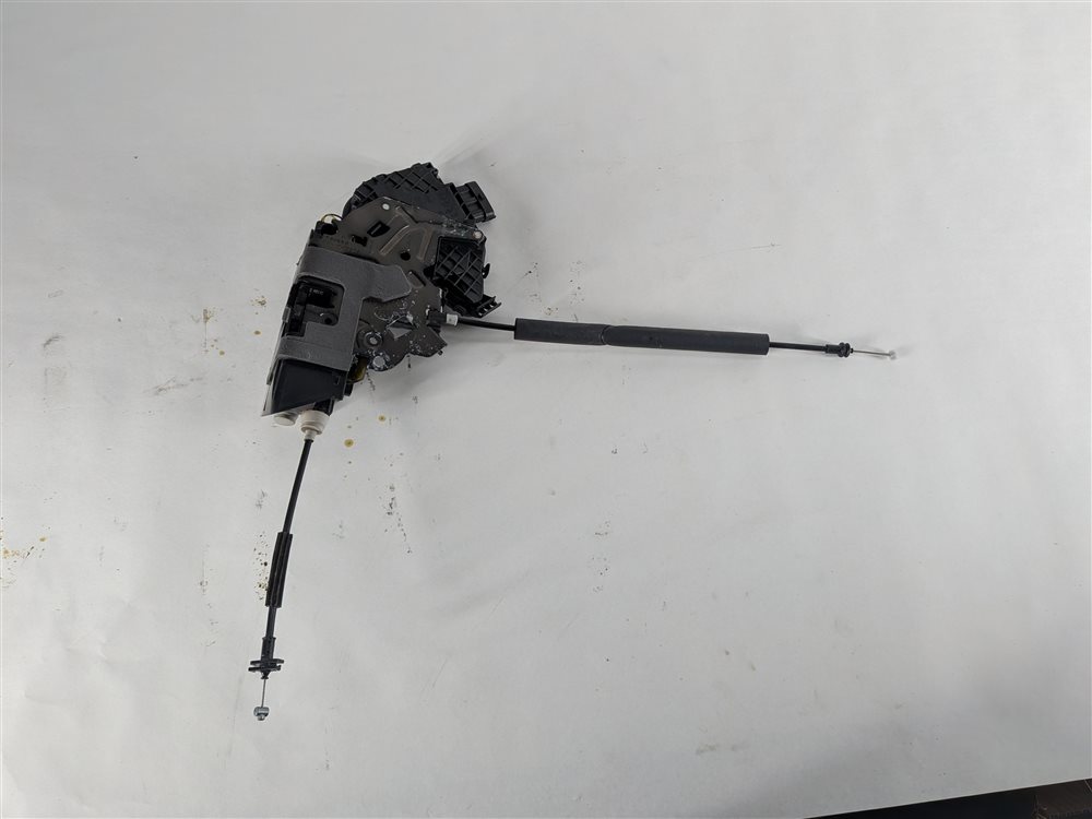Thumbnail 7: 13-22 DISCOVERY RANGE ROVER SPORT (L405 L462 L494 L550) FRONT RIGHT DOOR LATCH