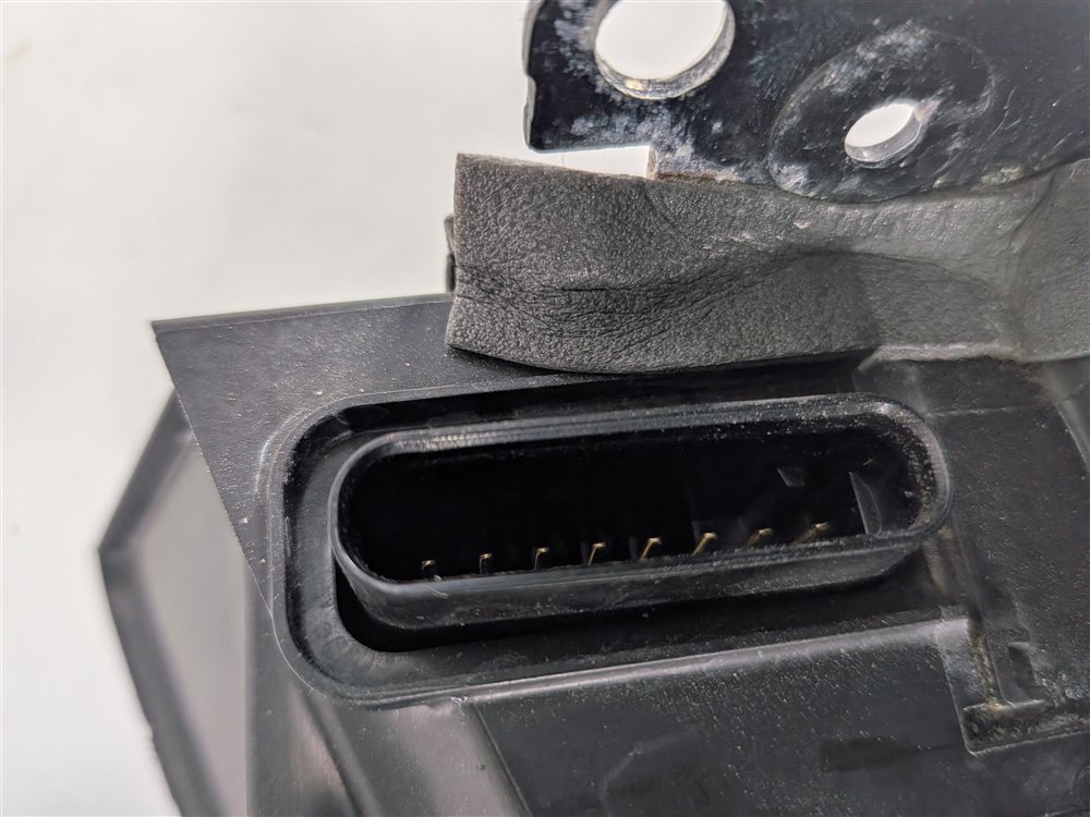 Thumbnail 9: 13-22 RANGE ROVER DISCOVERY (L405 L462 L494 L550) REAR RIGHT PASSIVE DOOR LATCH