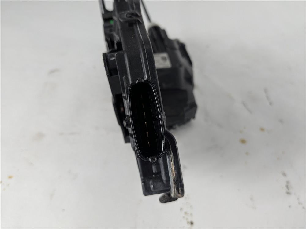 Thumbnail 8: 13-22 RANGE ROVER DISCOVERY (L405 L462 L494 L550) REAR LEFT PASSIVE DOOR LATCH