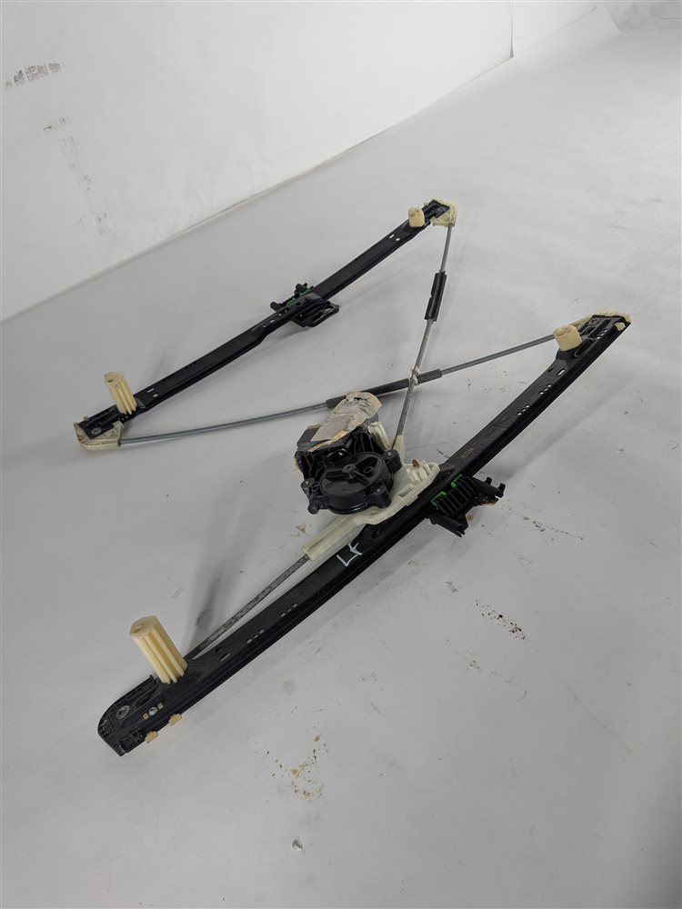 2014-2020 RANGE ROVER SPORT (L494) FRONT LEFT DRIVER WINDOW REGULATOR w/MOTOR