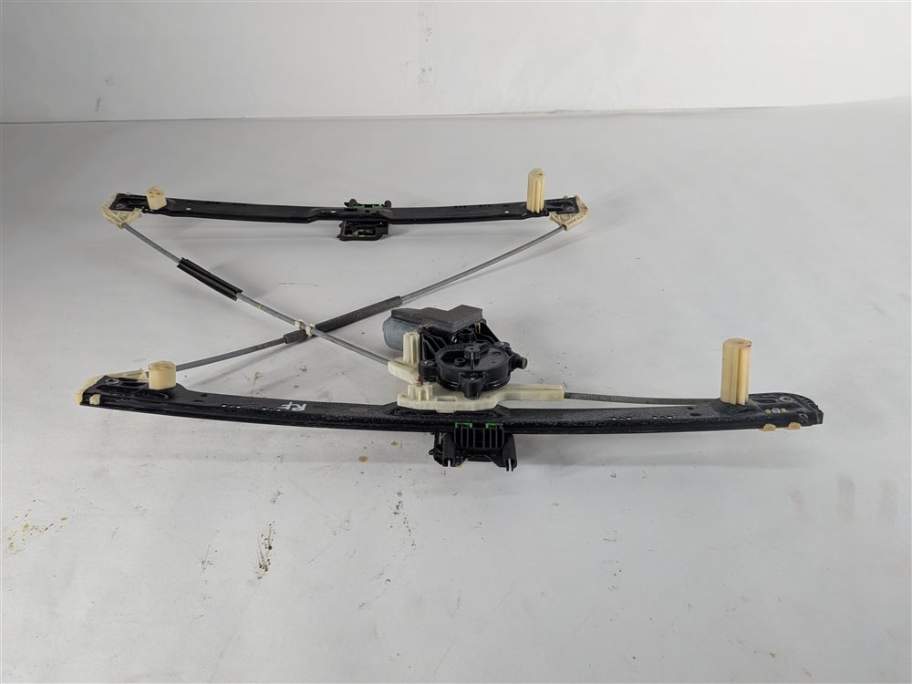 Thumbnail 6: 14-20 RANGE ROVER SPORT (L494) FRONT RIGHT PASSENGER WINDOW REGULATOR w/ MOTOR