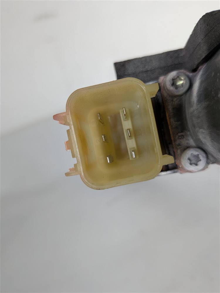 Thumbnail 8: 14-20 RANGE ROVER SPORT (L494) FRONT RIGHT PASSENGER WINDOW REGULATOR w/ MOTOR