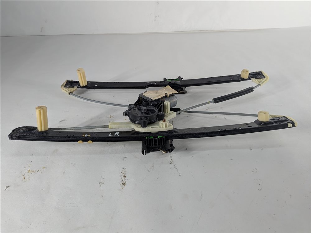 Thumbnail 2: 2014-2020 RANGE ROVER SPORT (L494) REAR LEFT DOOR WINDOW REGULATOR w/MOTOR