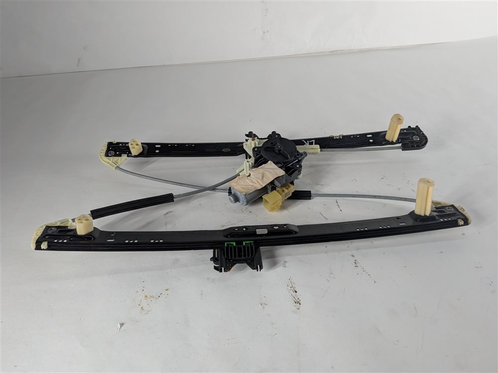 Thumbnail 6: 2014-2020 RANGE ROVER SPORT (L494) REAR LEFT DOOR WINDOW REGULATOR w/MOTOR