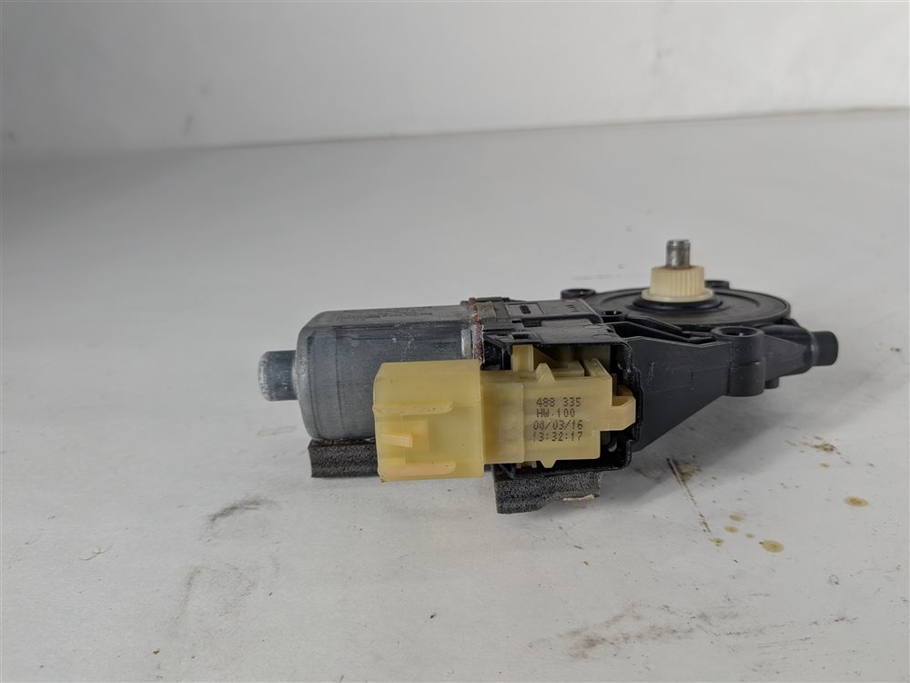 Thumbnail 2: 2014-2020 RANGE ROVER SPORT (L494) REAR RIGHT DOOR POWER WINDOW MOTOR