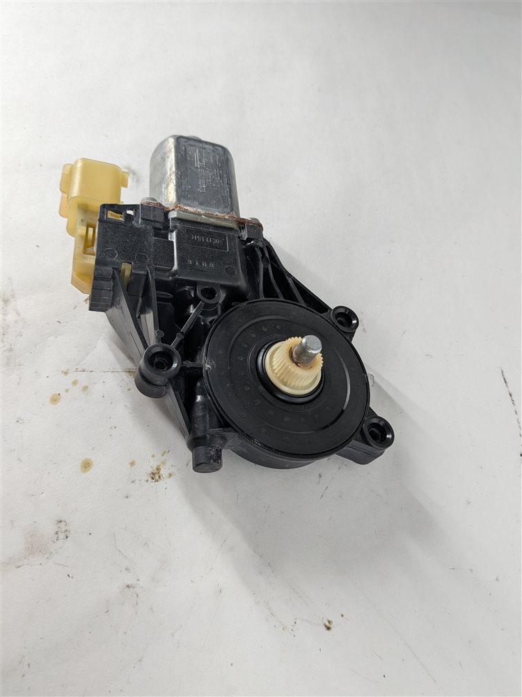 Thumbnail 3: 2014-2020 RANGE ROVER SPORT (L494) REAR RIGHT DOOR POWER WINDOW MOTOR