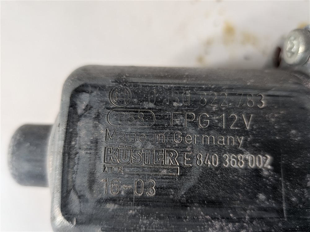 Thumbnail 8: 2014-2020 RANGE ROVER SPORT (L494) REAR RIGHT DOOR POWER WINDOW MOTOR