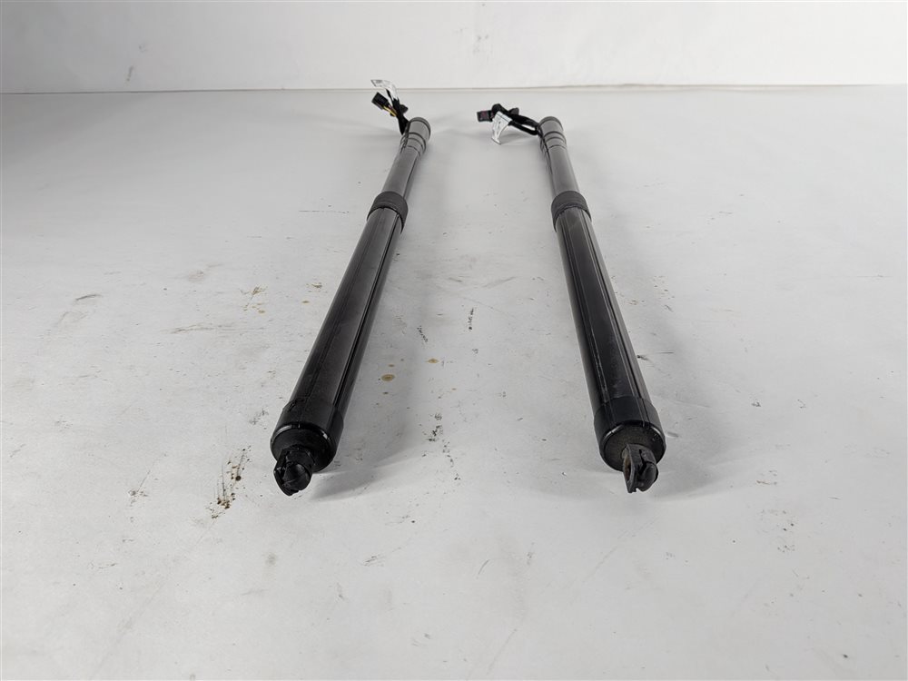Thumbnail 2: 2014-2021 RANGE ROVER SPORT (L494) REAR LEFT & RIGHT TRUNK SHOCK STRUT SET