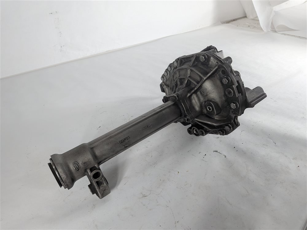 2014-2016 RANGE ROVER SPORT (L405 L494) 3.0L FRONT DIFFERENTIAL GEAR CARRIER