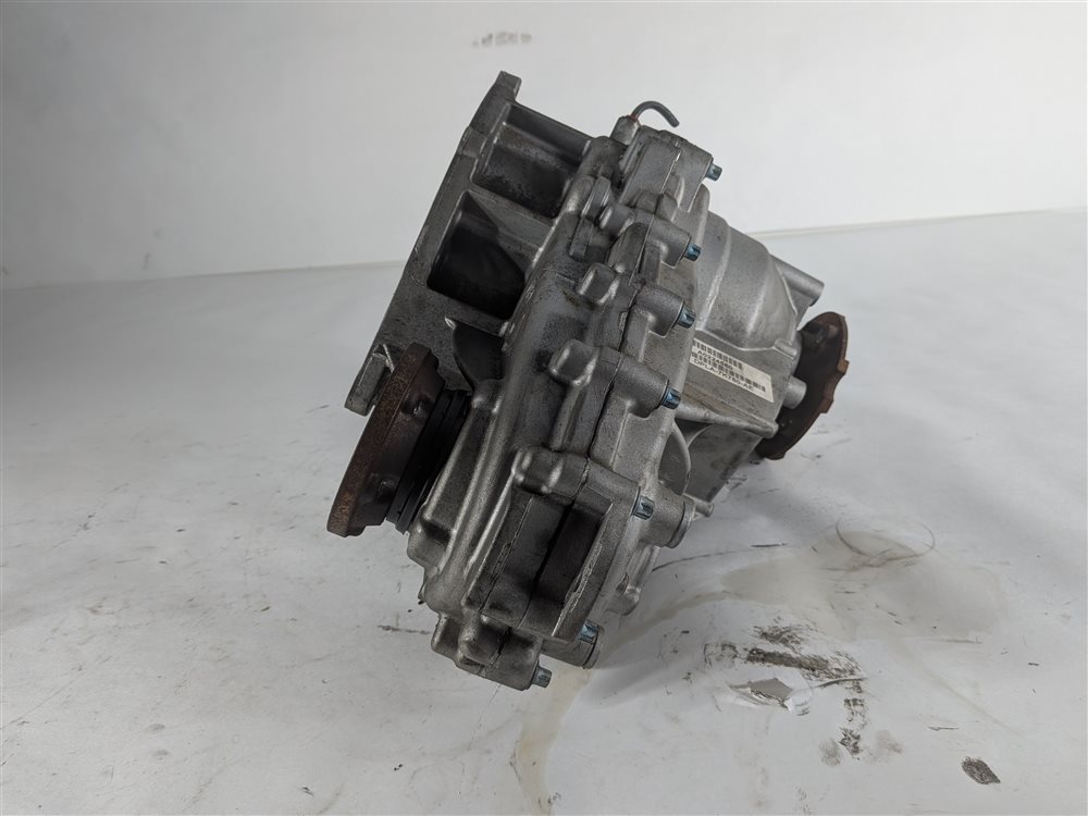 Thumbnail 2: 2014-2016 LR4 - RANGE ROVER SPORT (L494) FRONT TRANSFER CASE ASSEMBLY (1 SPEED)