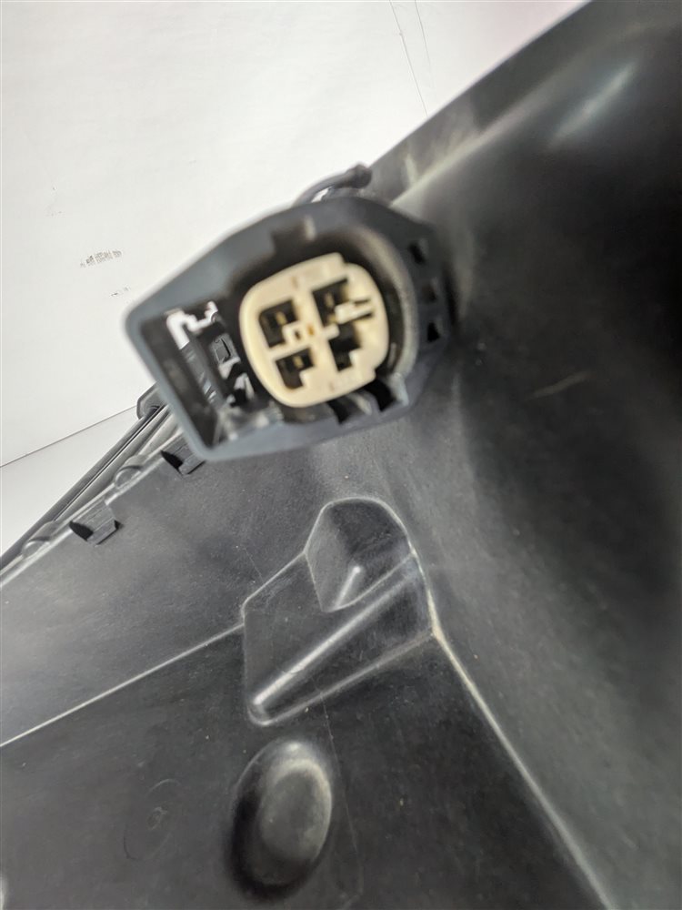 Thumbnail 8: 14-22 RANGE ROVER SPORT (L494) RADIATOR ACTIVE AIR SHUTTER GRILLE ASSEMBLY