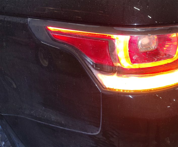 Thumbnail 2: 14-17 RANGE ROVER SPORT L405 L494 REAR LEFT DRIVER UPPER QUARTER TAILLIGHT
