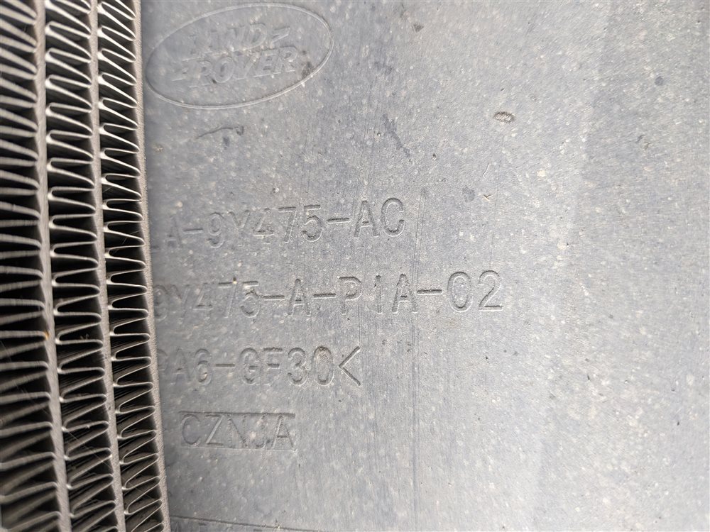 Thumbnail 8: 13-20 ROVER SPORT DISCOVERY (L405 L462 L494) LEFT AUXILIARY RADIATOR & BRACKET