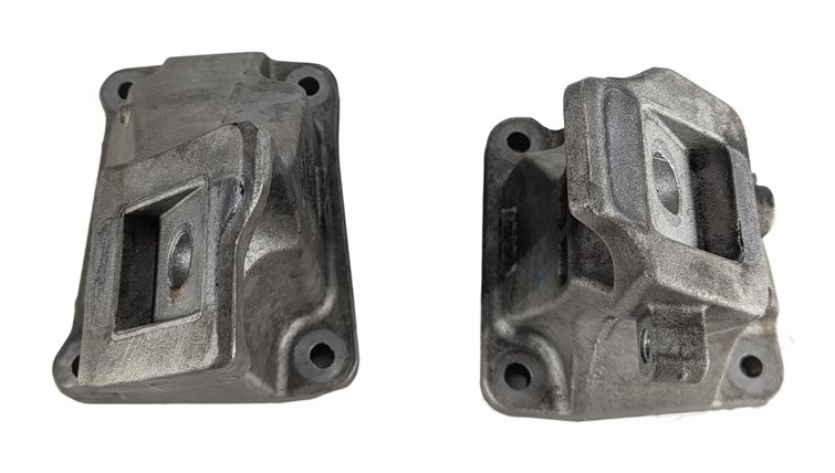 Thumbnail 4: 2016 RANGE ROVER SPORT (L494) 3.0L SUPER AJ126 ENGINE MOTOR MOUNT BRACKET SET/2