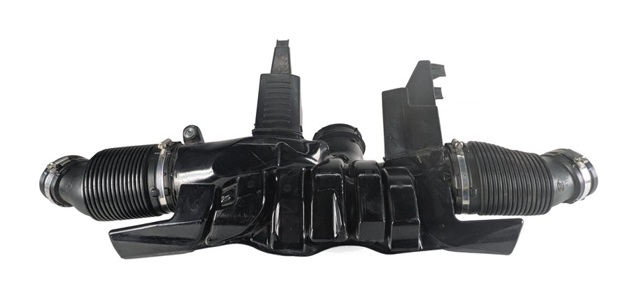 Thumbnail 2: 2016 RANGE ROVER SPORT (L494) 3.0L SUPER AJ126 ENGINE AIR INTAKE RESONATOR DUCT