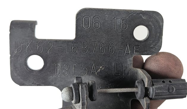 Thumbnail 8: 2016 RANGE ROVER SPORT (L494) FRONT HOOD SAFETY HOOK LATCH RELEASE HANDLE SET/3