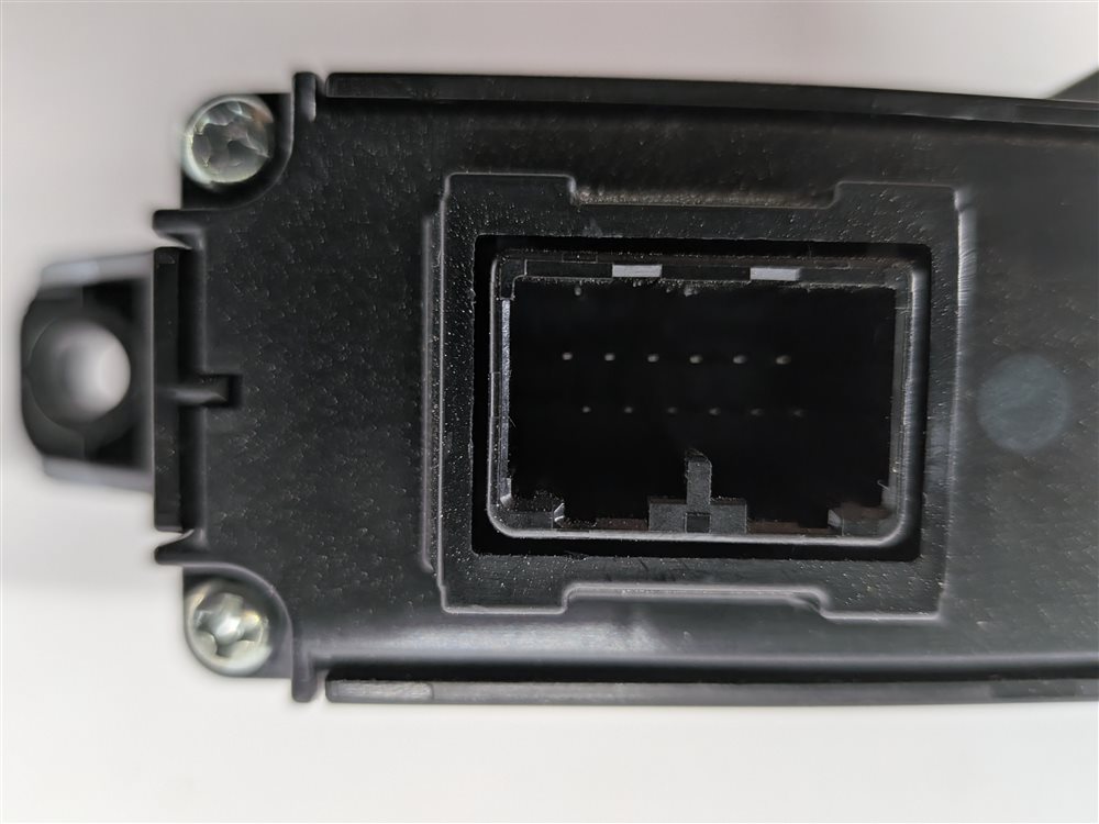 Thumbnail 8: 2016 RANGE ROVER SPORT (L494) REAR HEATED SEAT DUAL BUTTON SWITCH CONTROL